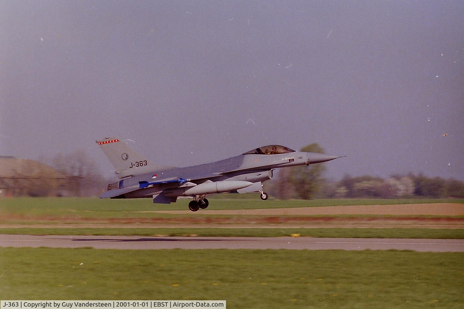 J-363, General Dynamics F-16A Fighting Falcon C/N 6D-120, RNLAF F-16A at EBST eighties