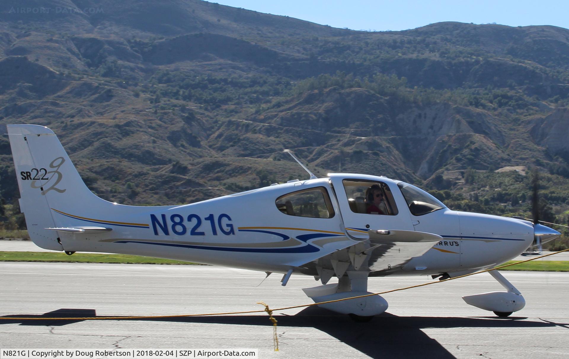 N821G, 2005 Cirrus SR22 G2 C/N 1471, 2005 CIRRUS SR22 G2, Continental IO-550 300 Hp, taxi to Rwy 04