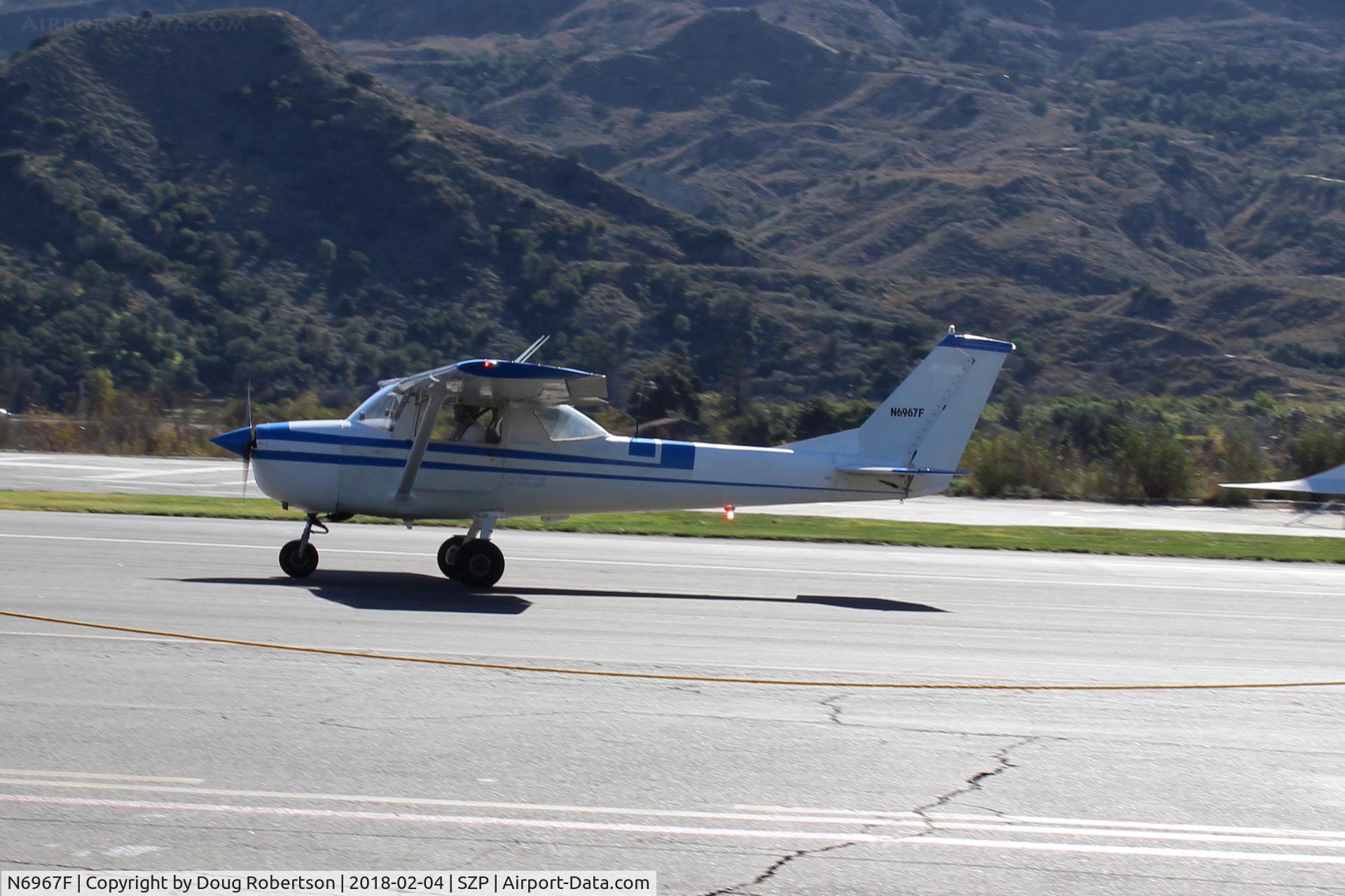 N6967F, 1966 Cessna 150F C/N 15063567, 1966 Cessna 150F, Continental O-200 100 Hp, taxi off the active