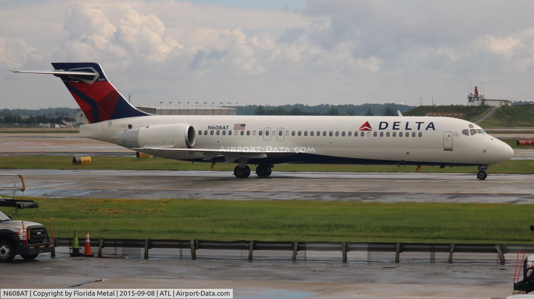 N608AT, 2000 Boeing 717-200 C/N 55081, Delta