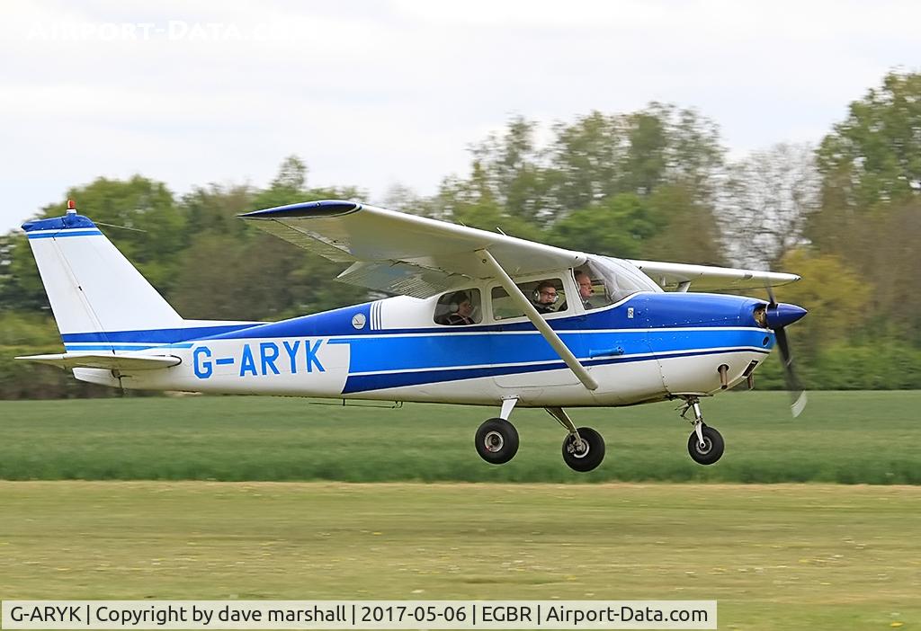 G-ARYK, 1962 Cessna 172C Skyhawk C/N 17249288, An arrival