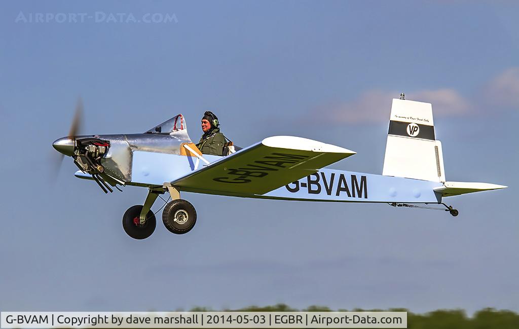 G-BVAM, 1993 Evans VP-1 Volksplane C/N PFA 062-12132, Cliff doing his thing!!
