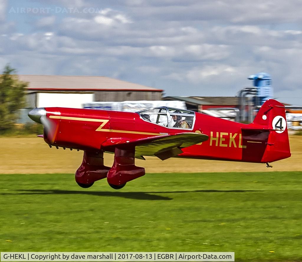 G-HEKL, 2008 Percival Mew Gull replica C/N PFA 013-14759, Well turned out machine