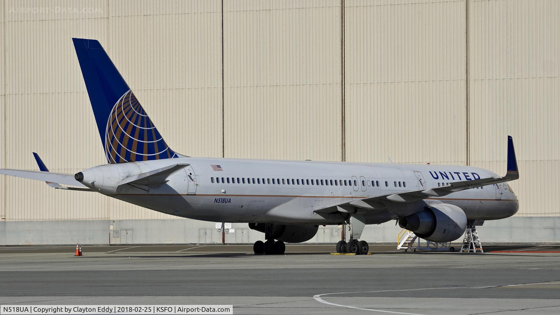 N518UA, 1990 Boeing 757-222 C/N 24871, SFO 2018.