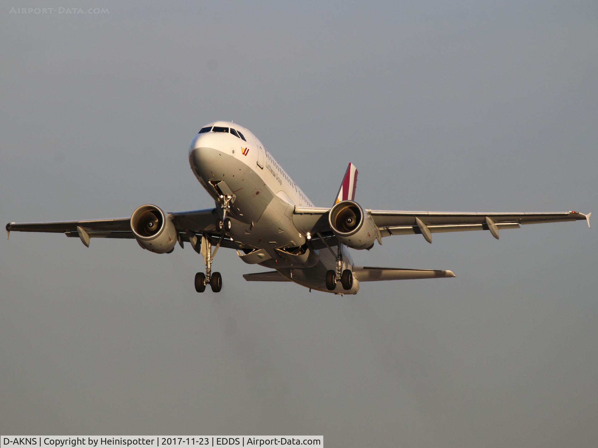D-AKNS, 2000 Airbus A319-112 C/N 1277, D-AKNS at Stuttgart Airport.