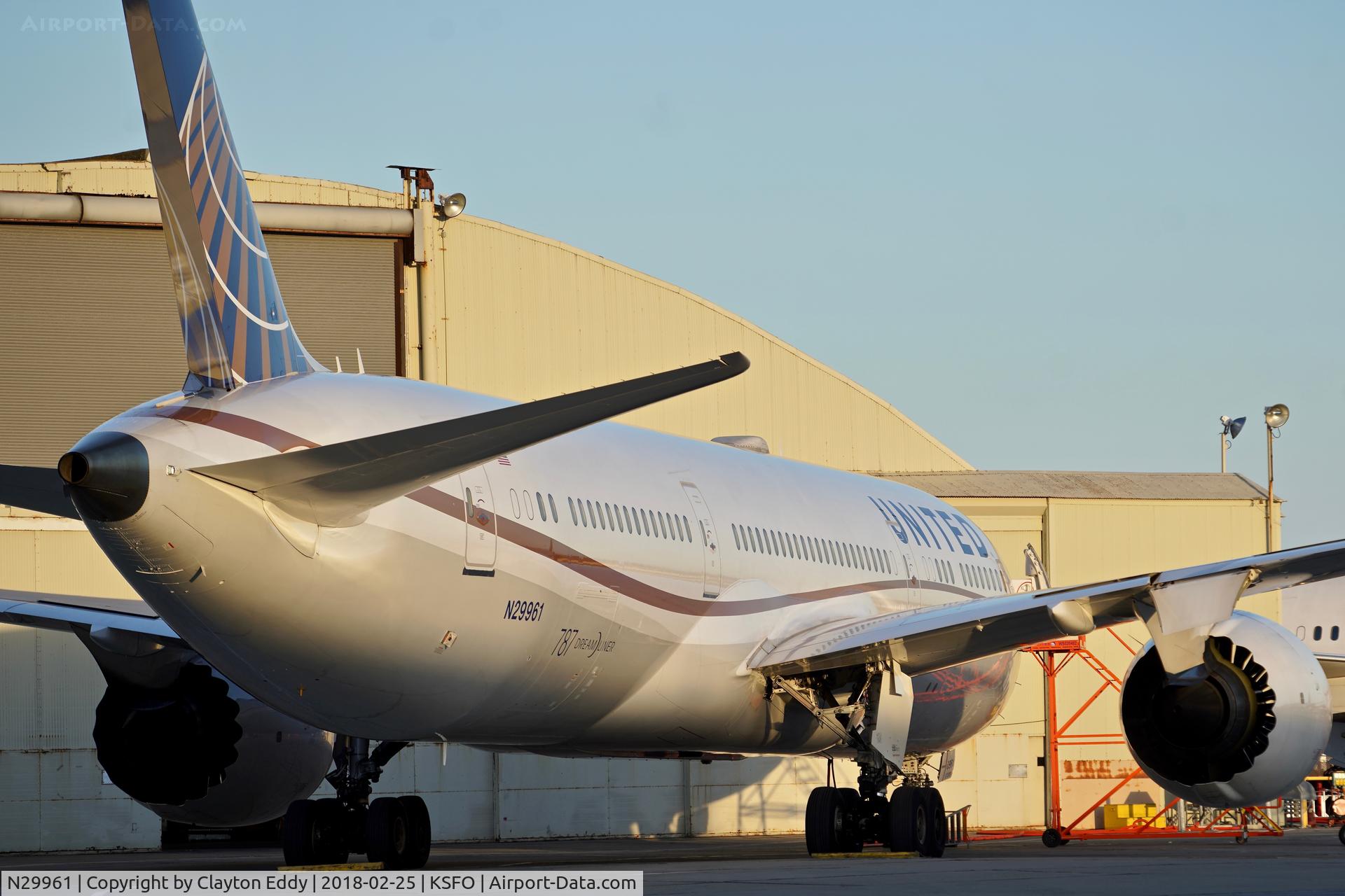 N29961, 2015 Boeing 787-9 Dreamliner Dreamliner C/N 37811, SFO 2018.