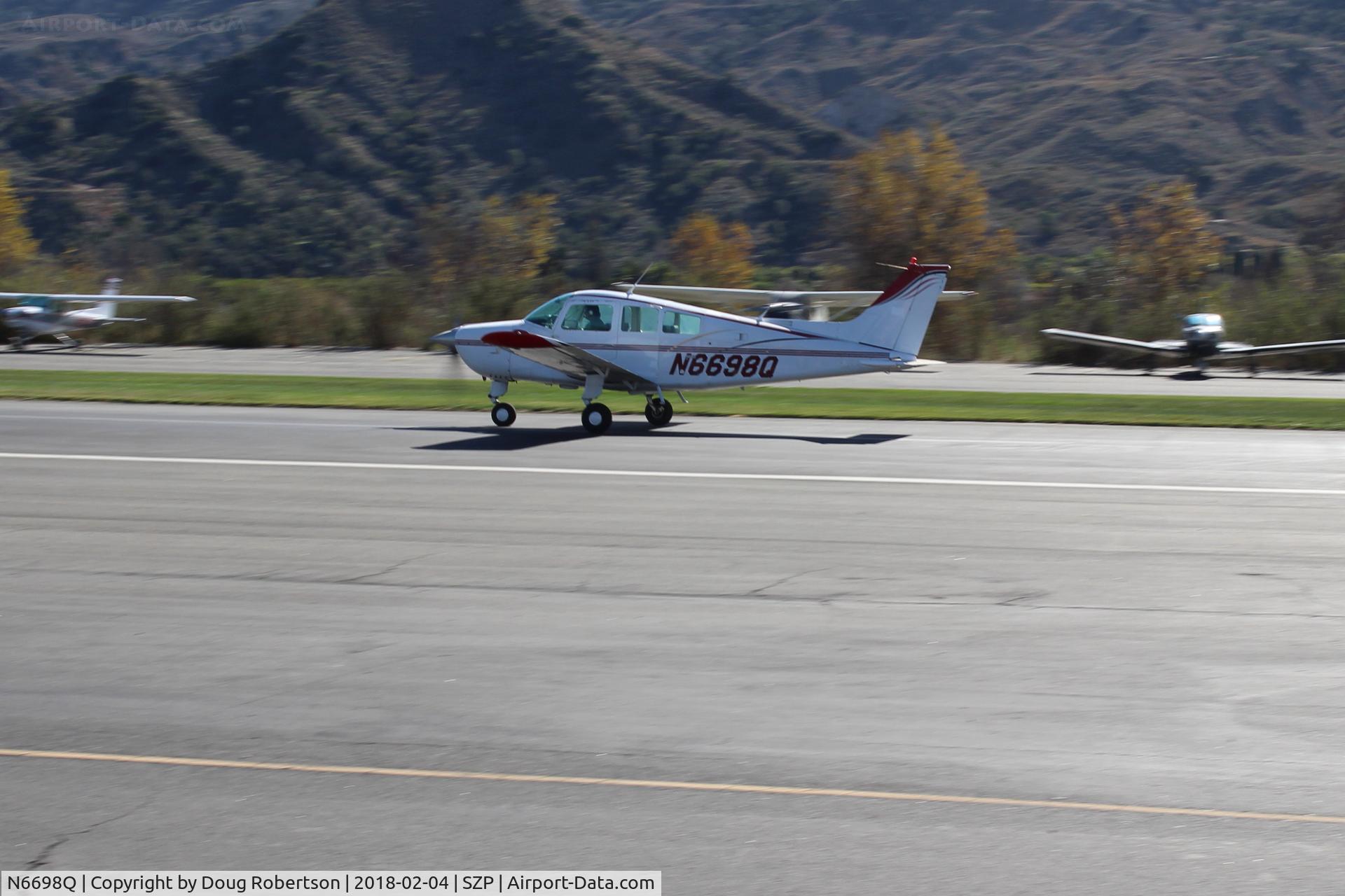 N6698Q, 1983 Beech C23 Sundowner 180 Sundowner 180 C/N M-2391, 1983 Beech C23 SUNDOWNER 180, Lycoming O&VO-360 180 Hp, takeoff roll Rwy 04