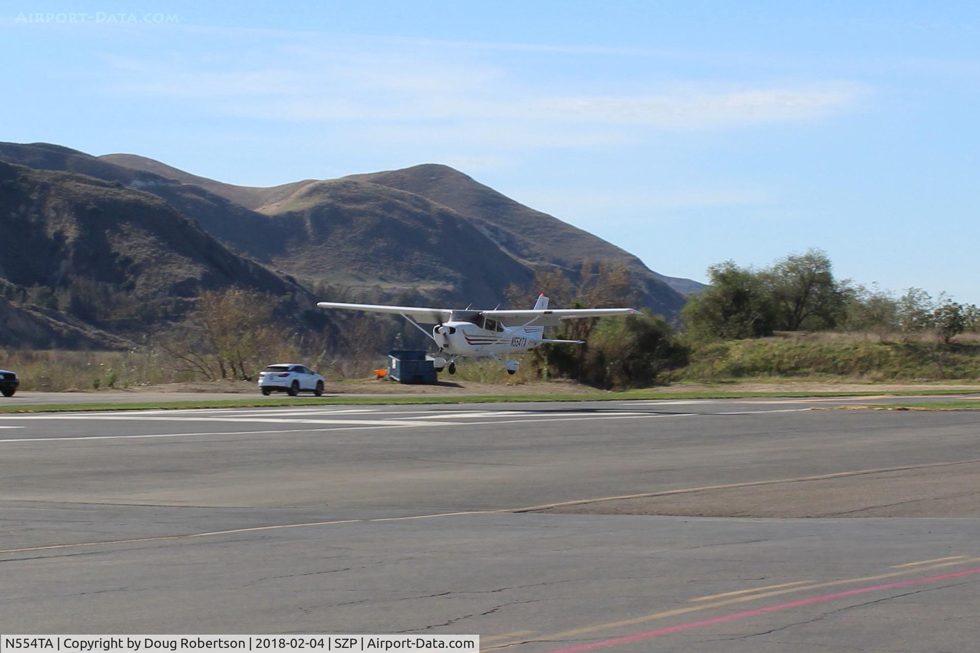 N554TA, 2003 Cessna 172S C/N 172S9455, 2003 Cessna 172S SKYHAWK, Lycoming IO-360-L2A 160 Hp, on short final Rwy 04
