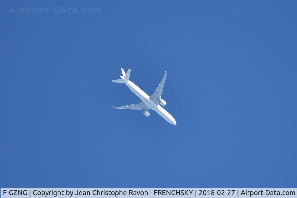 F-GZNG, 2009 Boeing 777-328/ER C/N 32968, overflying Bordeaux city flight level 310, AF847 Fort-de-france to Paris Orly
