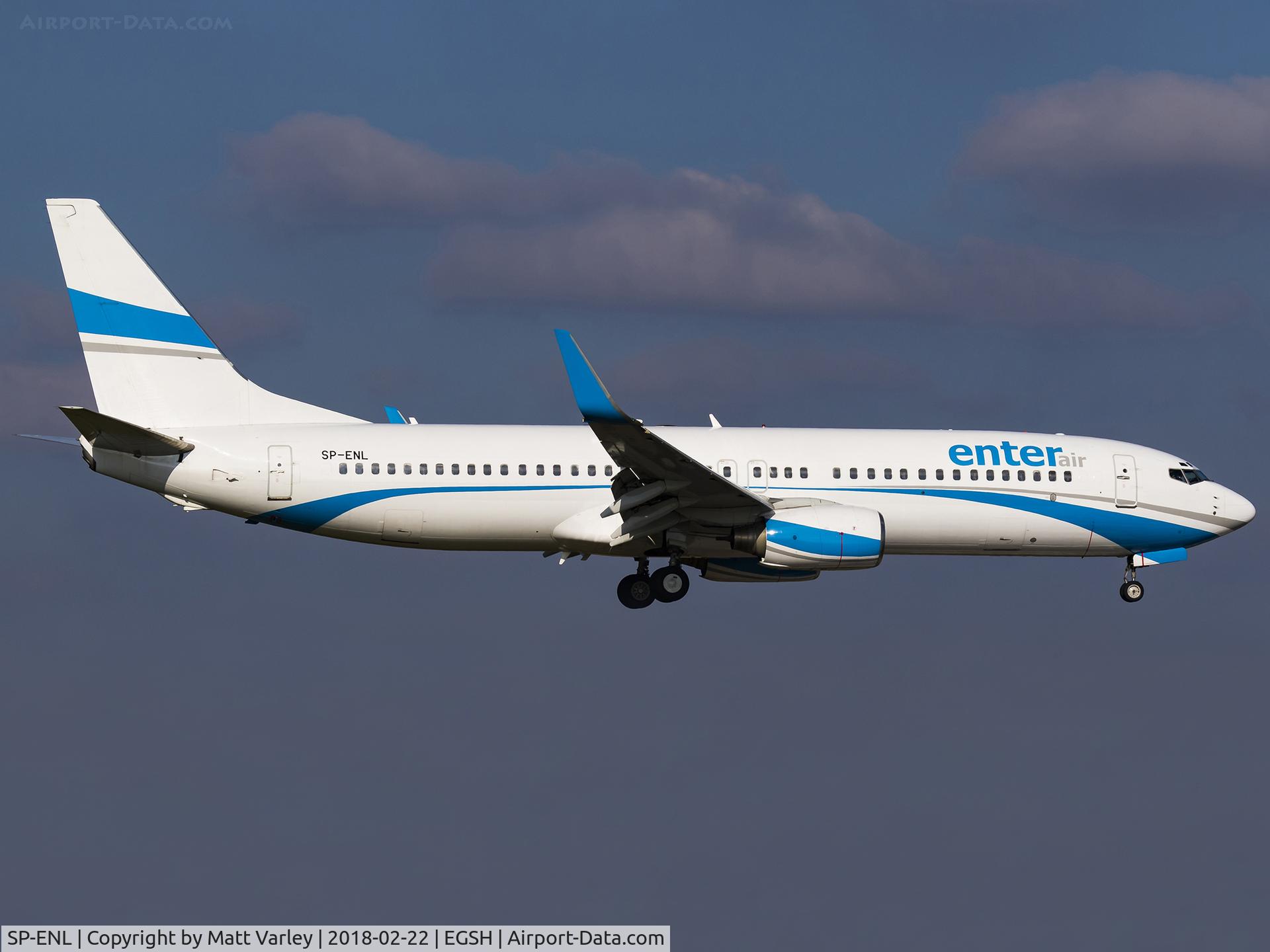 SP-ENL, 2002 Boeing 737-8CX C/N 32366, Landing