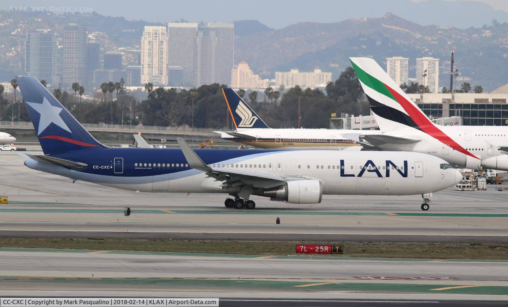 CC-CXC, Boeing 767-316/ER C/N 36710/962, Boeing 767-300ER