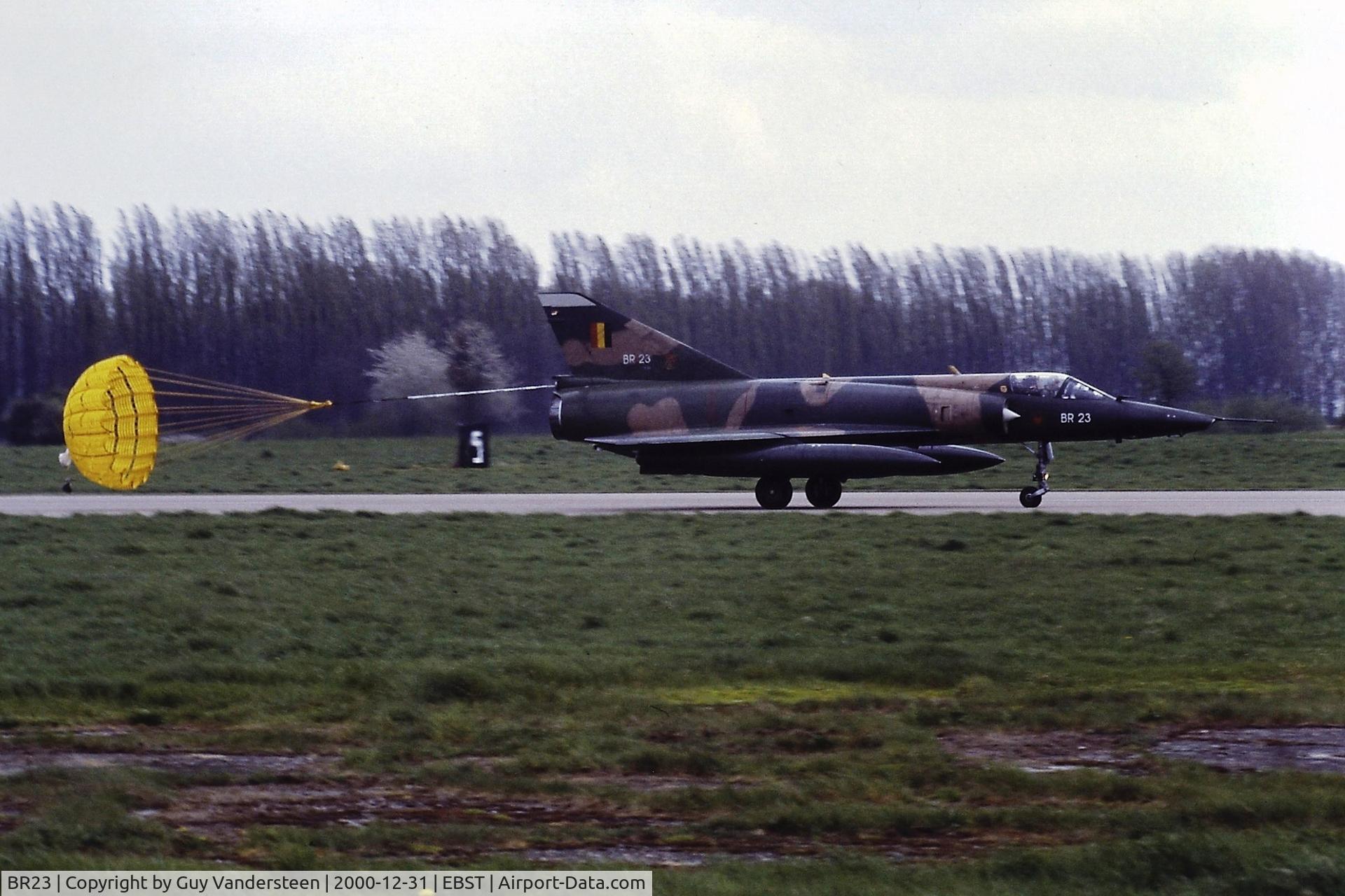 BR23, Dassault Mirage 5BR C/N 323, BAF 42 Recce Sqn Mirage 5BR BR23 at EBST (eighties)