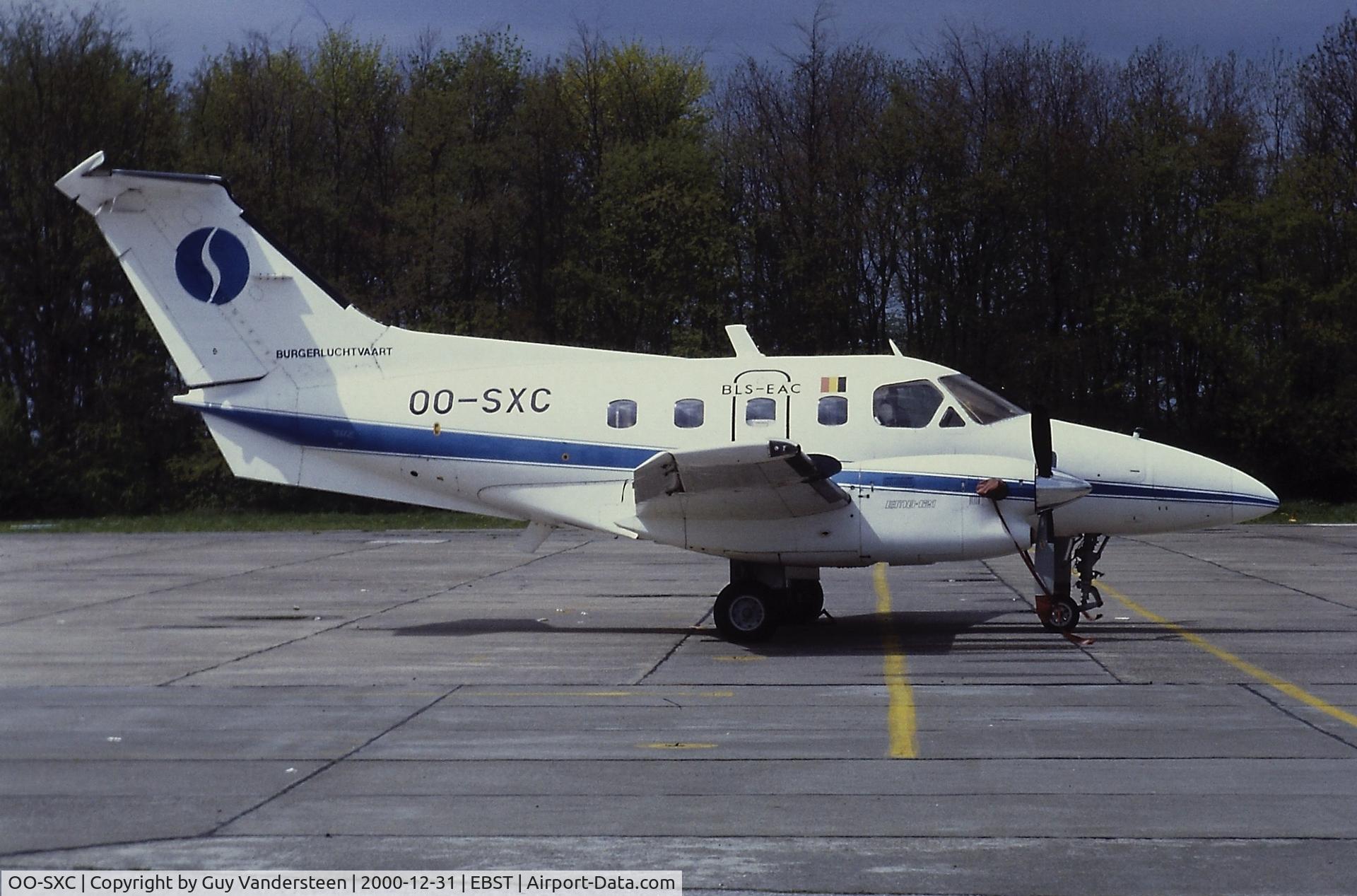 OO-SXC, 1981 Embraer EMB-121A Xingu C/N 121105, Vistiting EBST (eighties)