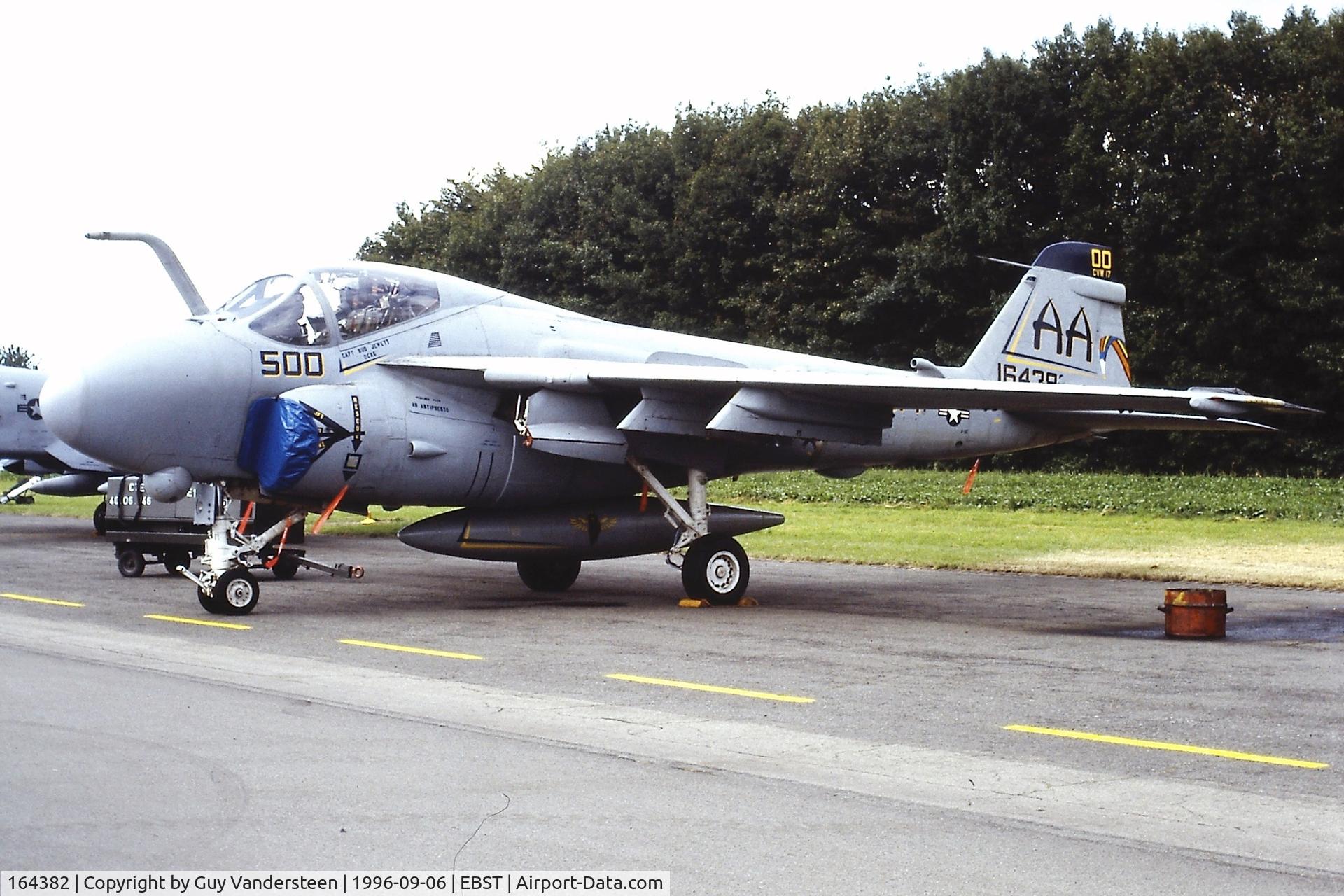 164382, Grumman A-6E Intruder C/N I-722, Brustem airshow 1996