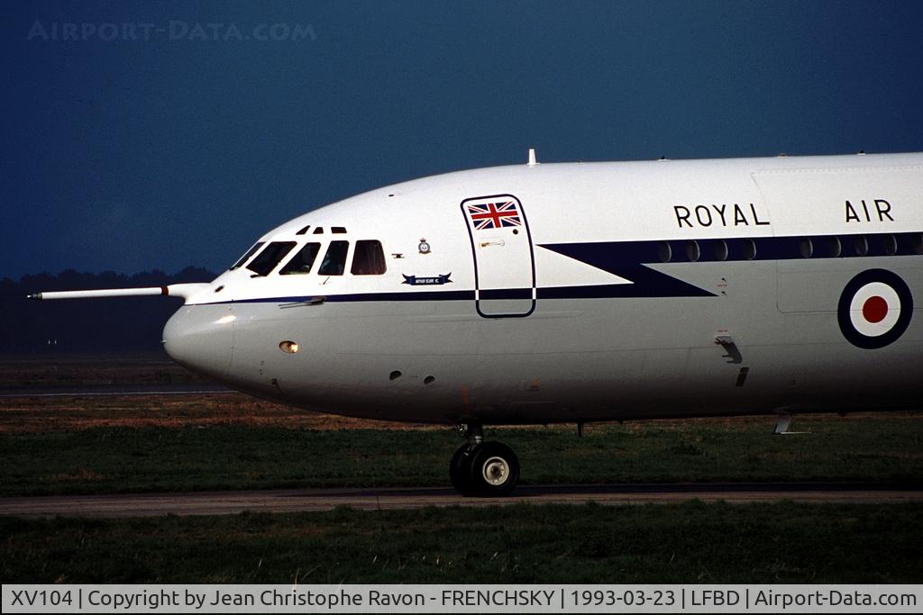 XV104, 1967 Vickers VC10 C.1K C/N 834, RAF take off runway 23 to RAF Brize Norton (withdrawn from use)