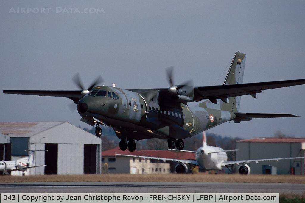 043, 1991 Airtech CN-235-200M C/N C043, mercredi 17 décembre 2003, F-RAIA, was destroyed in an accident near Suc-et-Sentenac, France. All seven on board were killed.