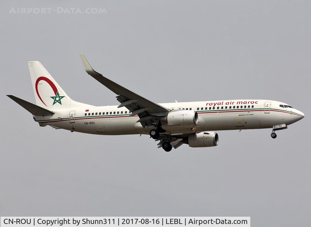 CN-ROU, 2009 Boeing 737-8B6 C/N 33069, Landing rwy 07L
