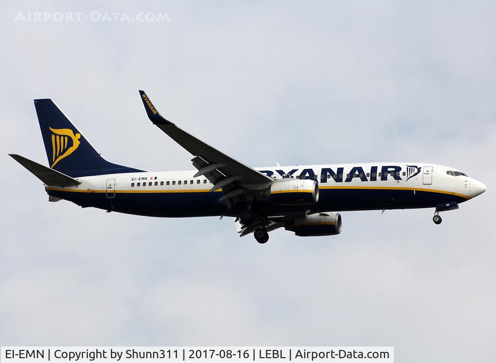 EI-EMN, 2010 Boeing 737-8AS C/N 38515, Landing rwy 07L