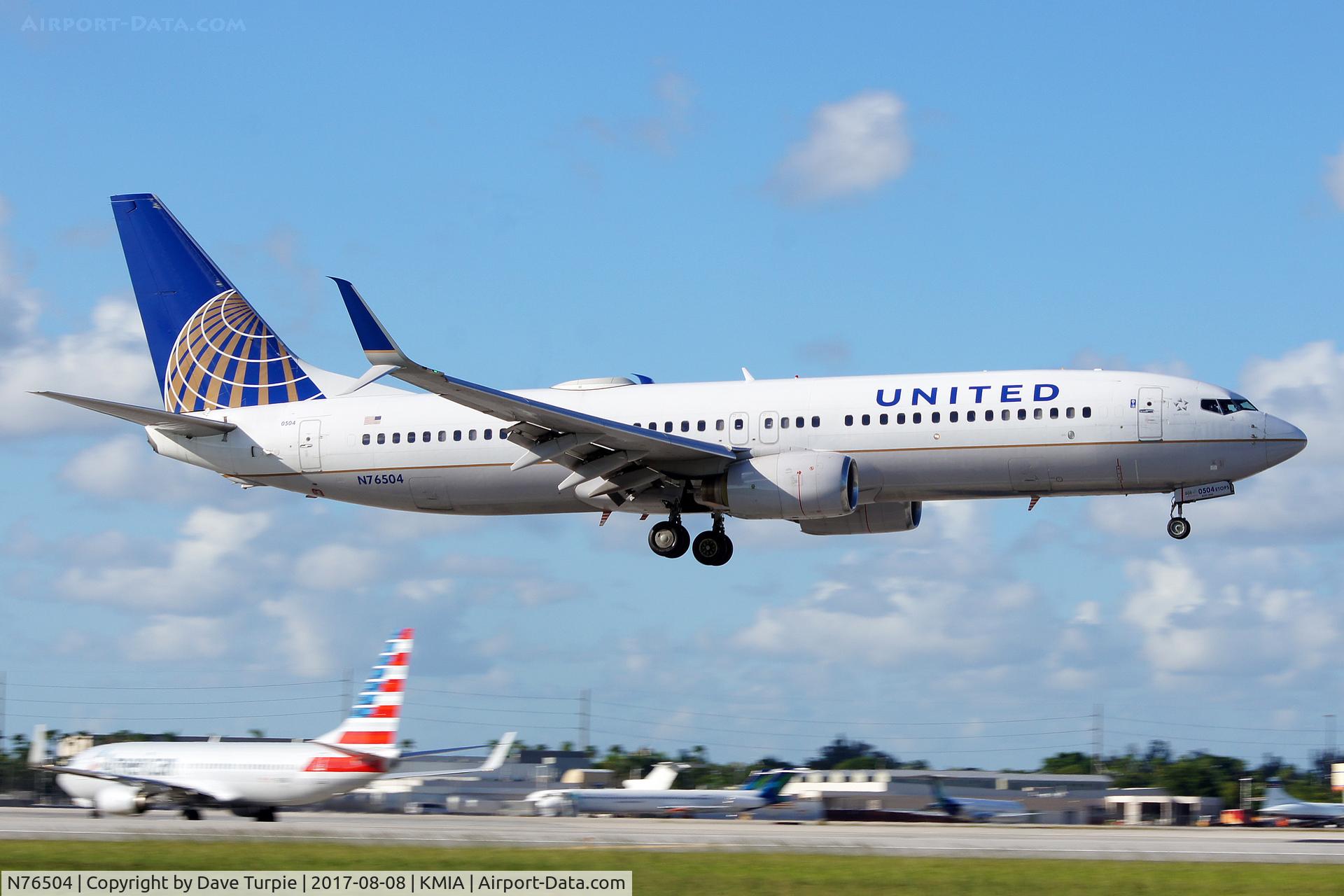 N76504, 2006 Boeing 737-824 C/N 31604, No comment.