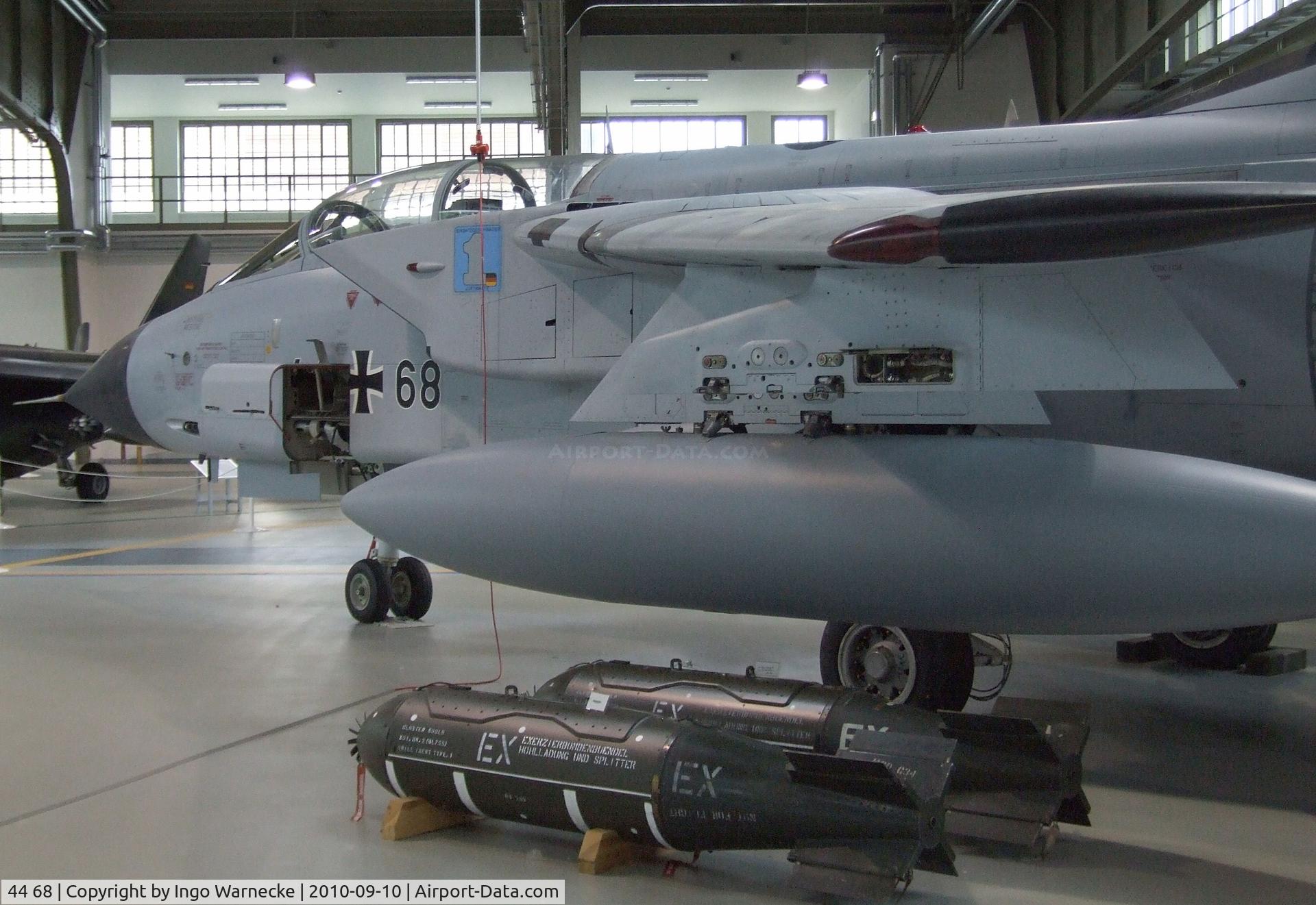 44 68, Panavia Tornado IDS C/N 425/GS125/4168, Panavia Tornado IDS at the Luftwaffenmuseum, Berlin-Gatow