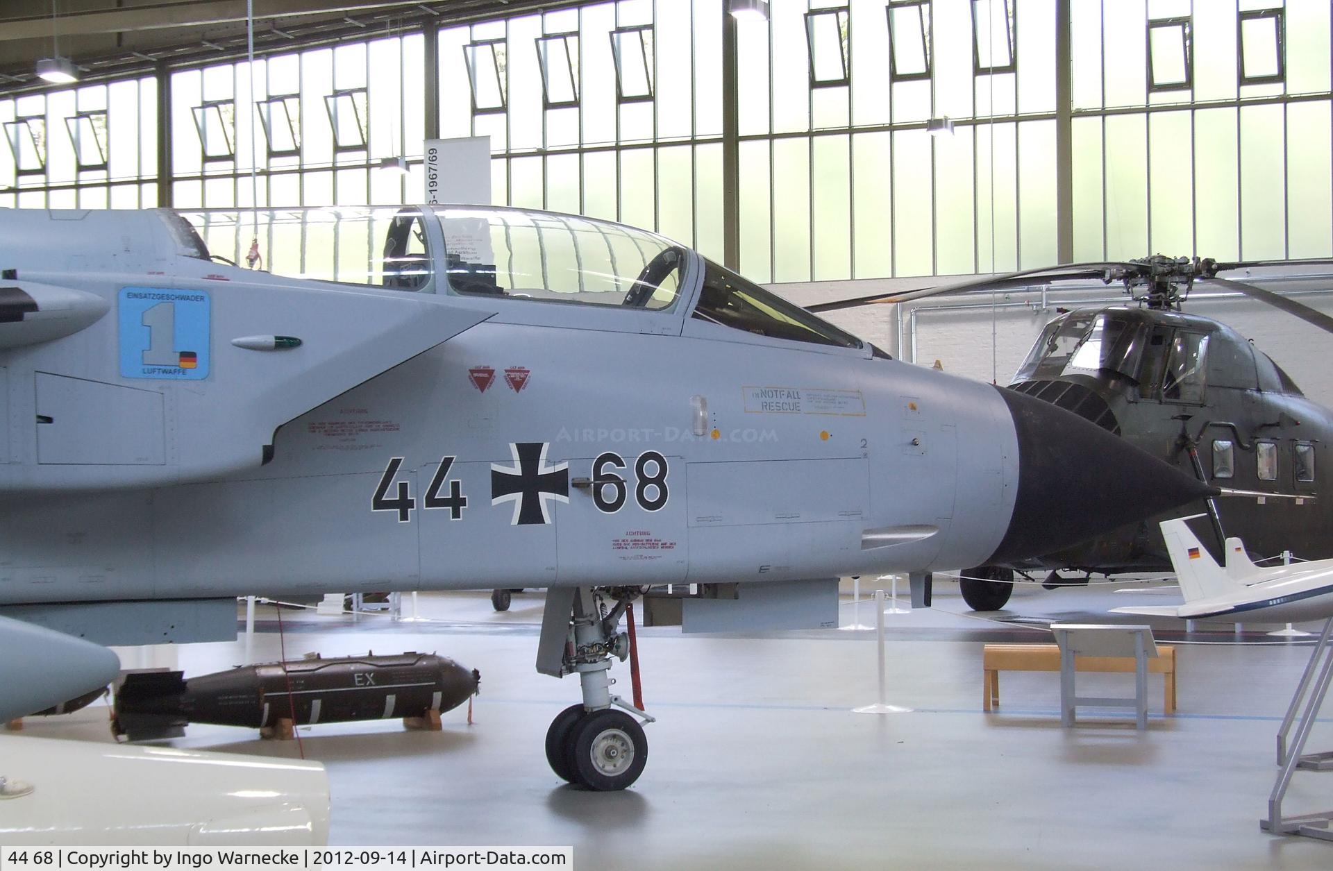 44 68, Panavia Tornado IDS C/N 425/GS125/4168, Panavia Tornado IDS at the Luftwaffenmuseum, Berlin-Gatow