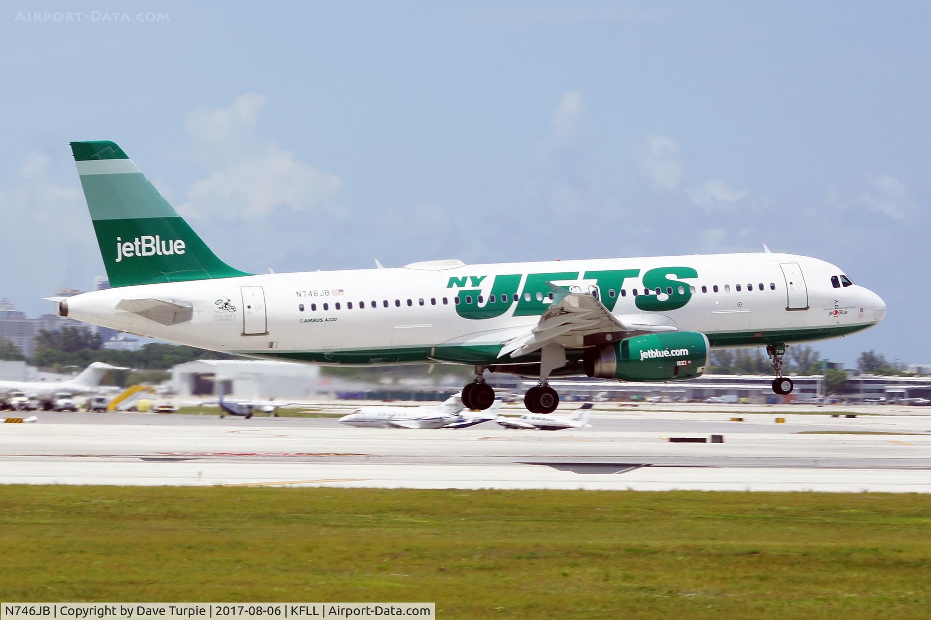 N746JB, 2008 Airbus A320-232 C/N 3622, No comments.