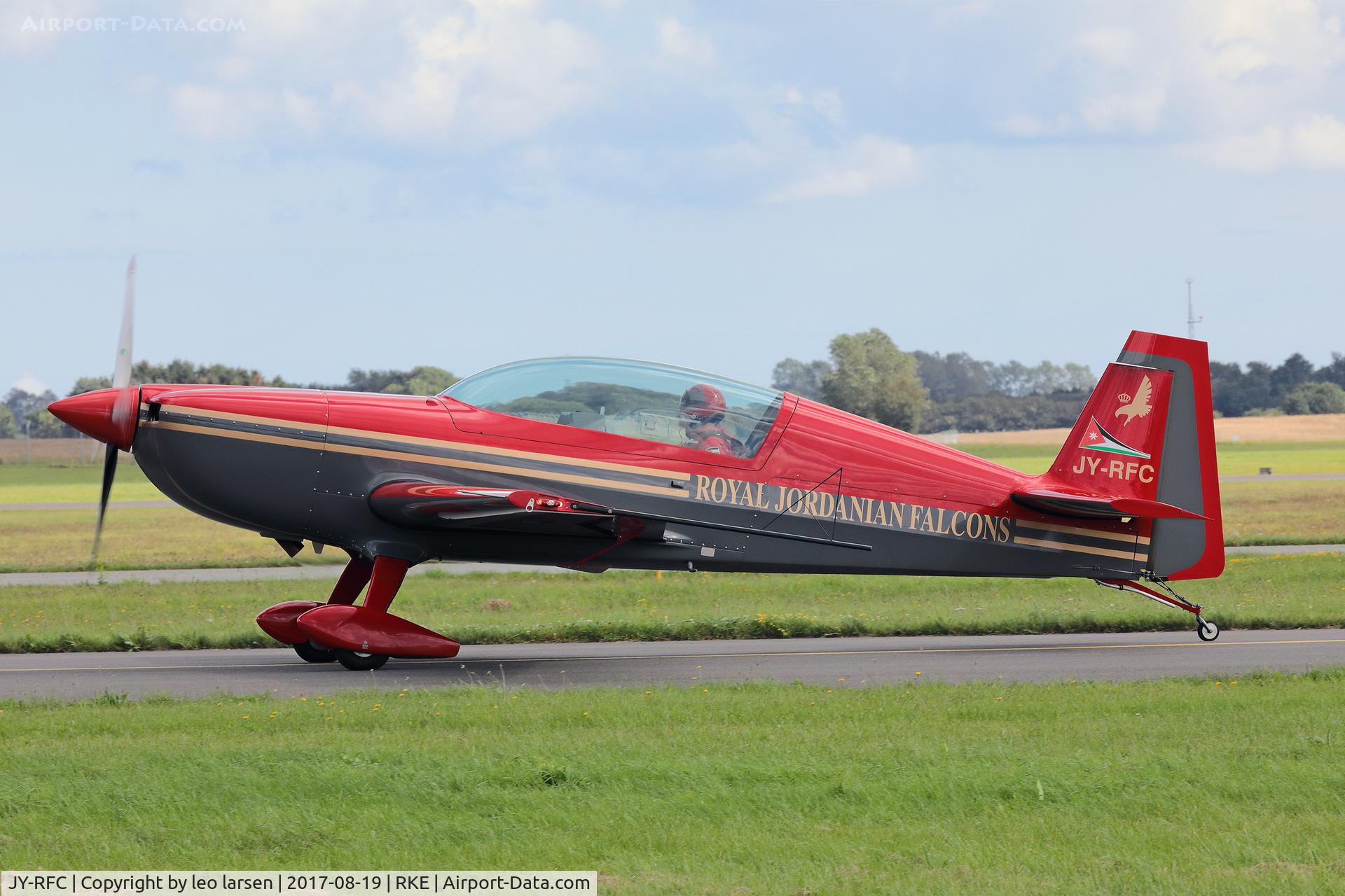 JY-RFC, 2007 Extra EA-300 C/N 1241, Roskilde Air Show 19.8.2017