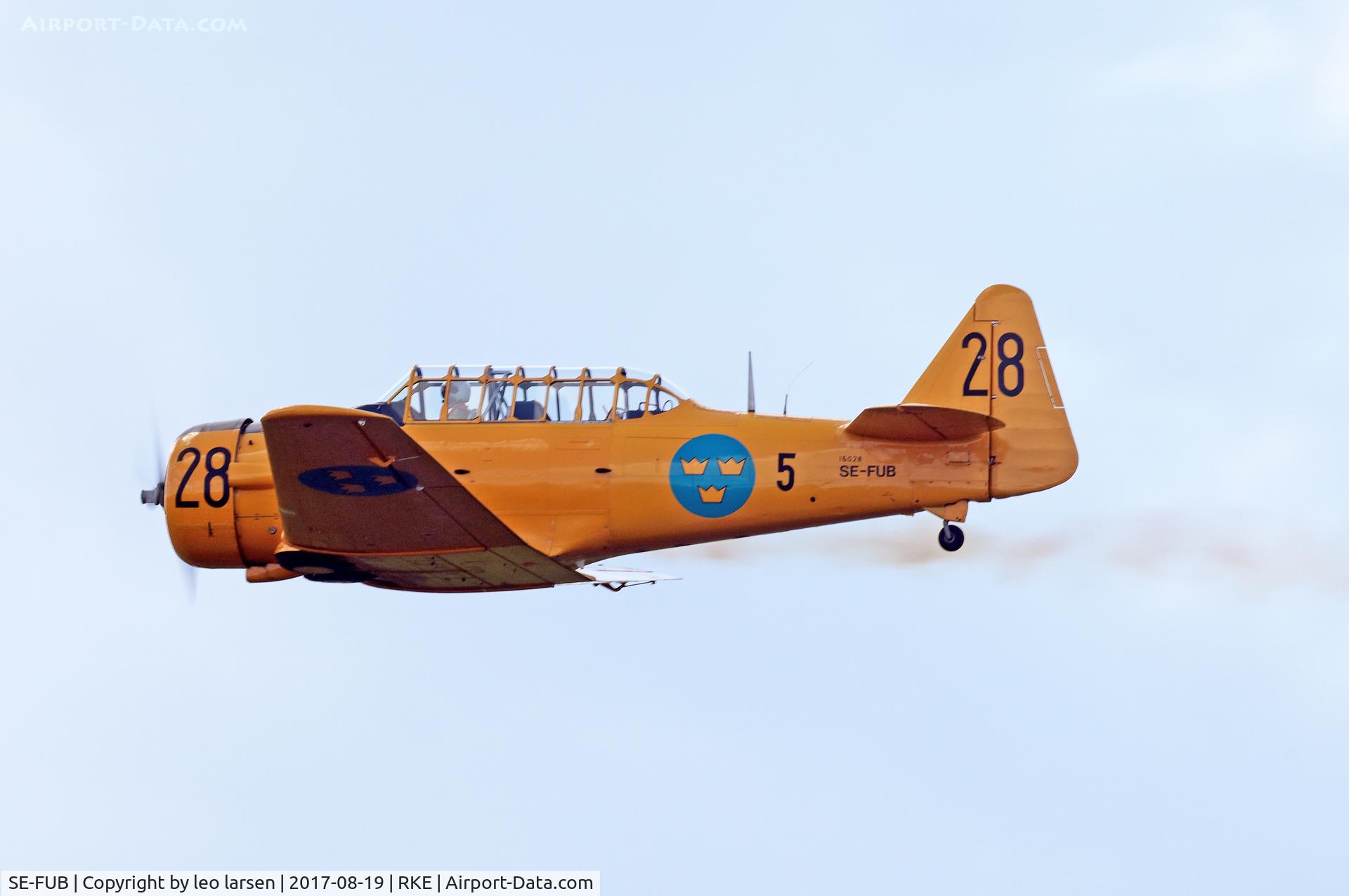 SE-FUB, 1943 Noorduyn Sk.16A Harvard C/N 14-725, Roskilde Air Show 19.8.2017