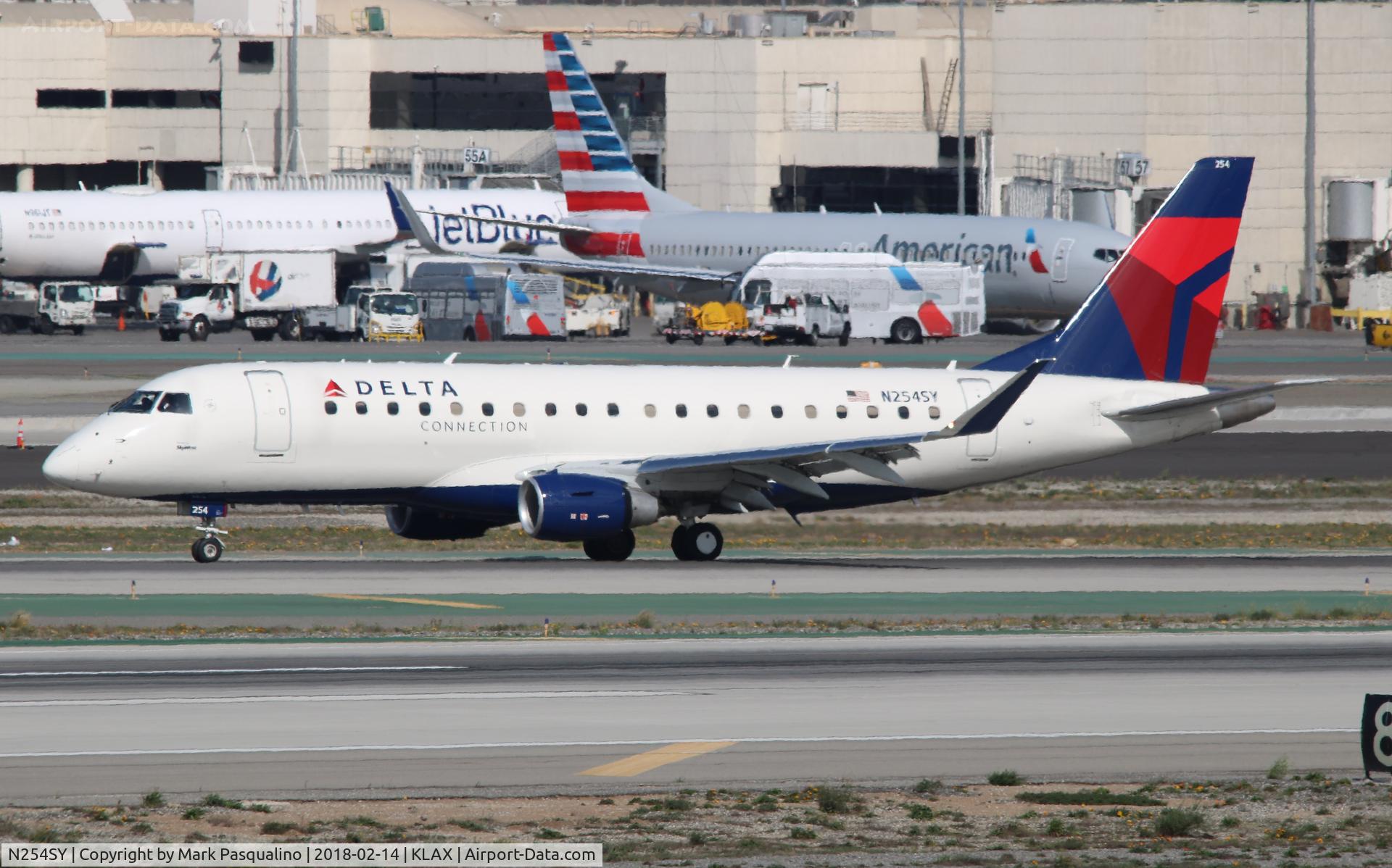N254SY, 2016 Embraer 175LR (ERJ-170-200LR) C/N 17000621, ERJ 170-200 LR