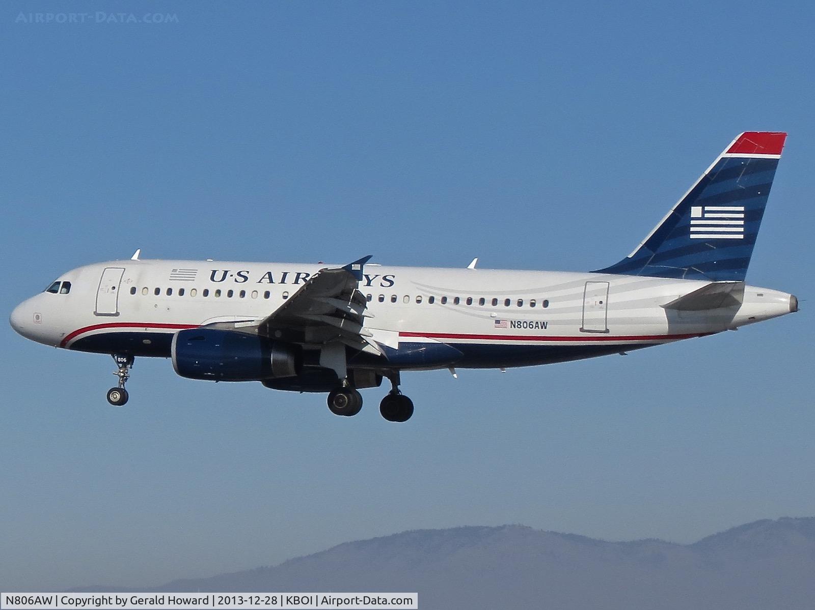 N806AW, 1999 Airbus A319-132 C/N 1056, Landing RWY 28R.