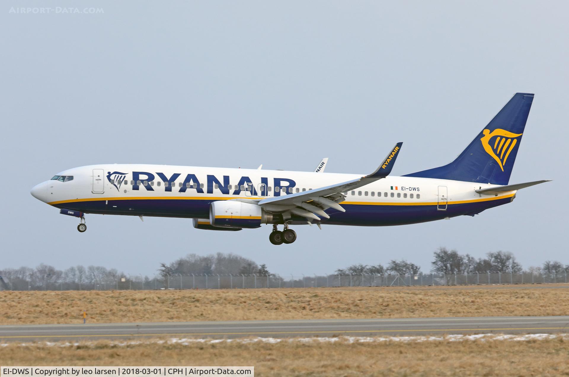 EI-DWS, 2007 Boeing 737-8AS C/N 33625, Copenhagen 1.3.2018 L/D R-04L
