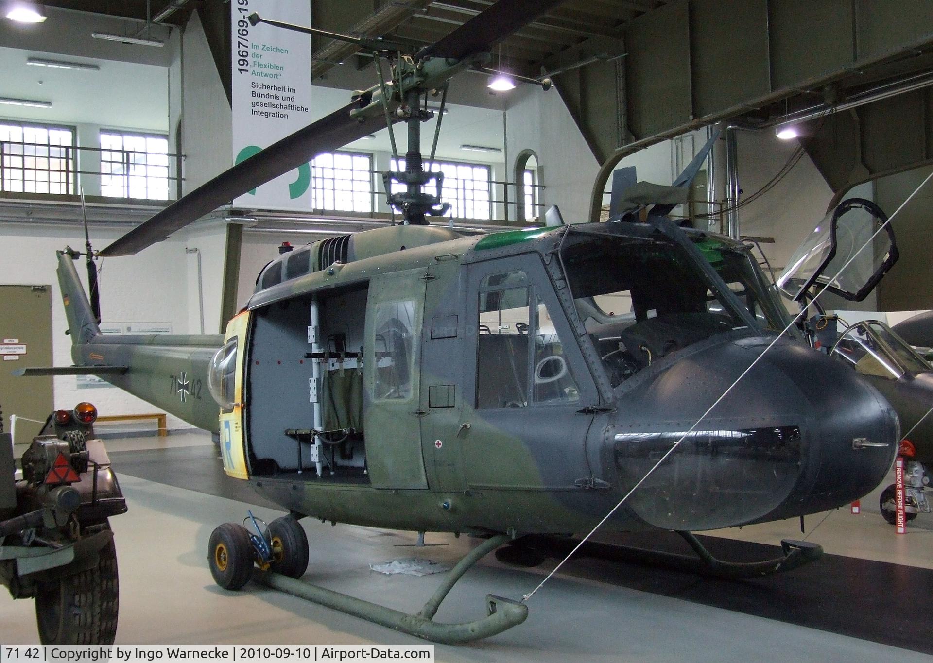 71 42, Bell (Dornier) UH-1D Iroquois (205) C/N 8202, Bell (Dornier) UH-1D Iroquois at the Luftwaffenmuseum, Berlin-Gatow