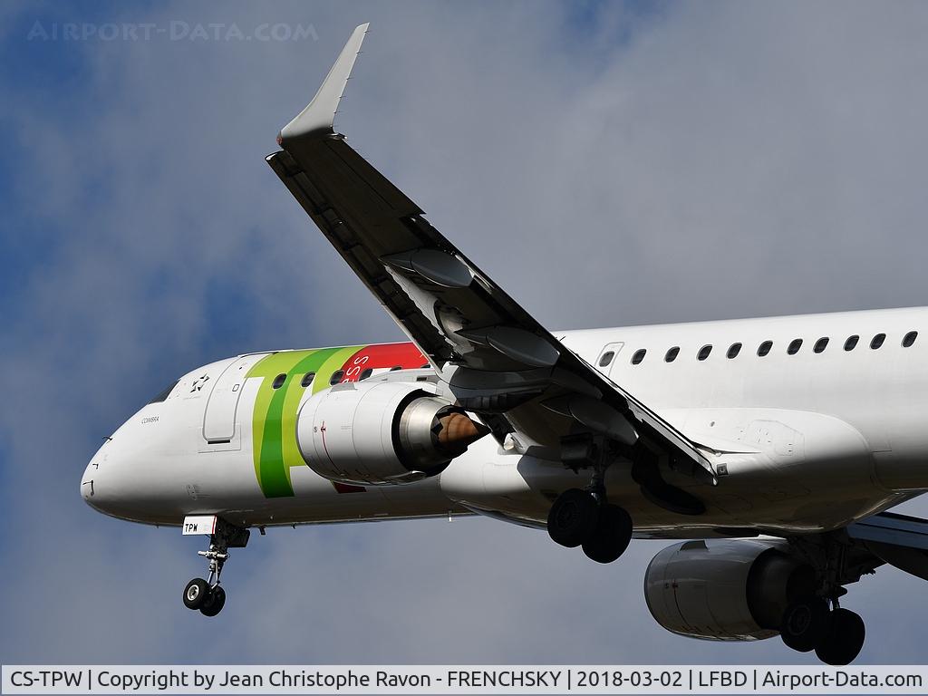 CS-TPW, 2012 Embraer 190LR (ERJ-190-100LR) C/N 19000550, TAP Express 462