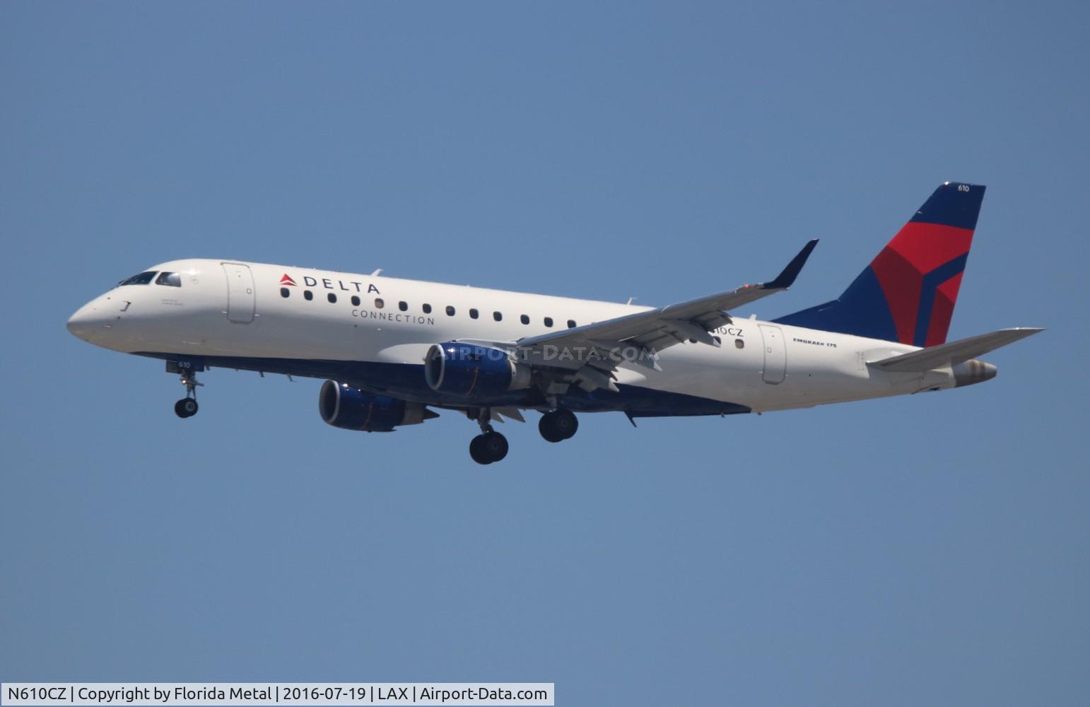 N610CZ, 2007 Embraer 175LR (ERJ-170-200LR) C/N 17000198, Delta Connection