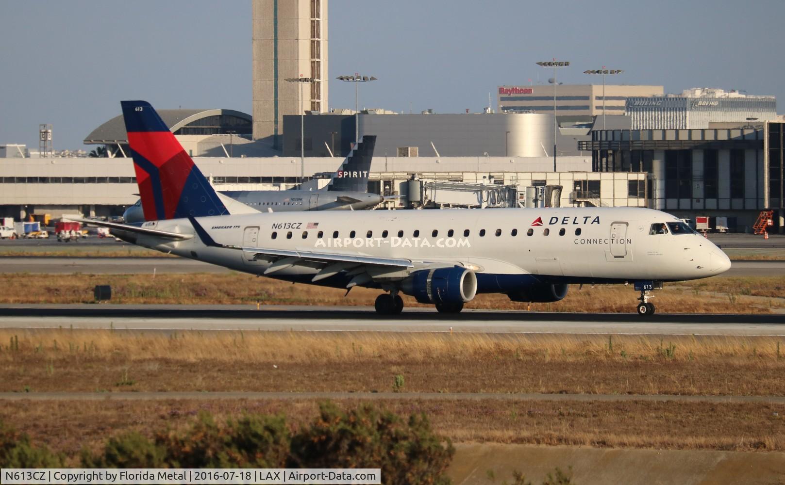 N613CZ, 2008 Embraer 175LR (ERJ-170-200LR) C/N 17000203, Delta Connection