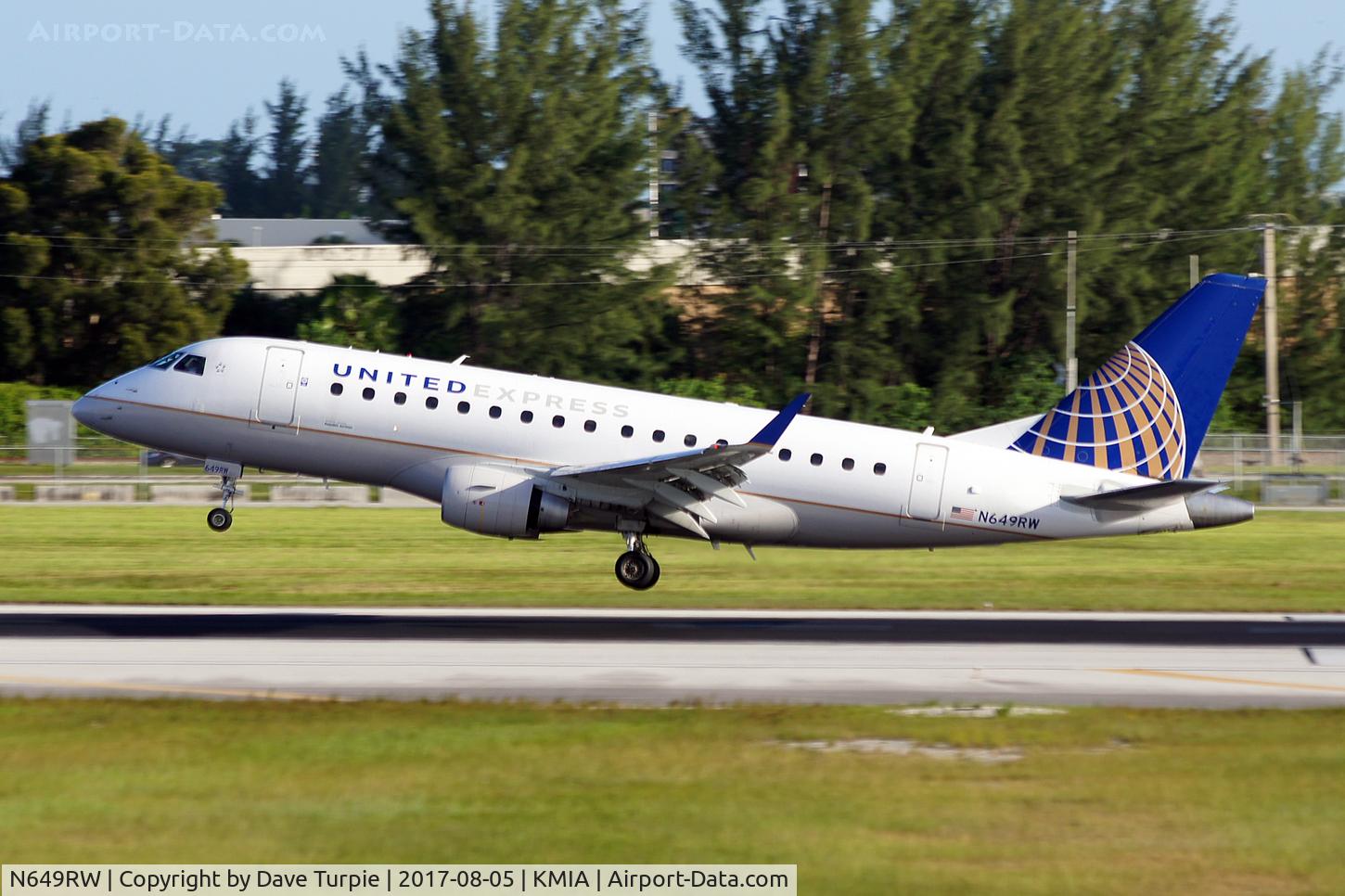 N649RW, 2005 Embraer 170SE (ERJ-170-100SE) C/N 17000070, No comment.