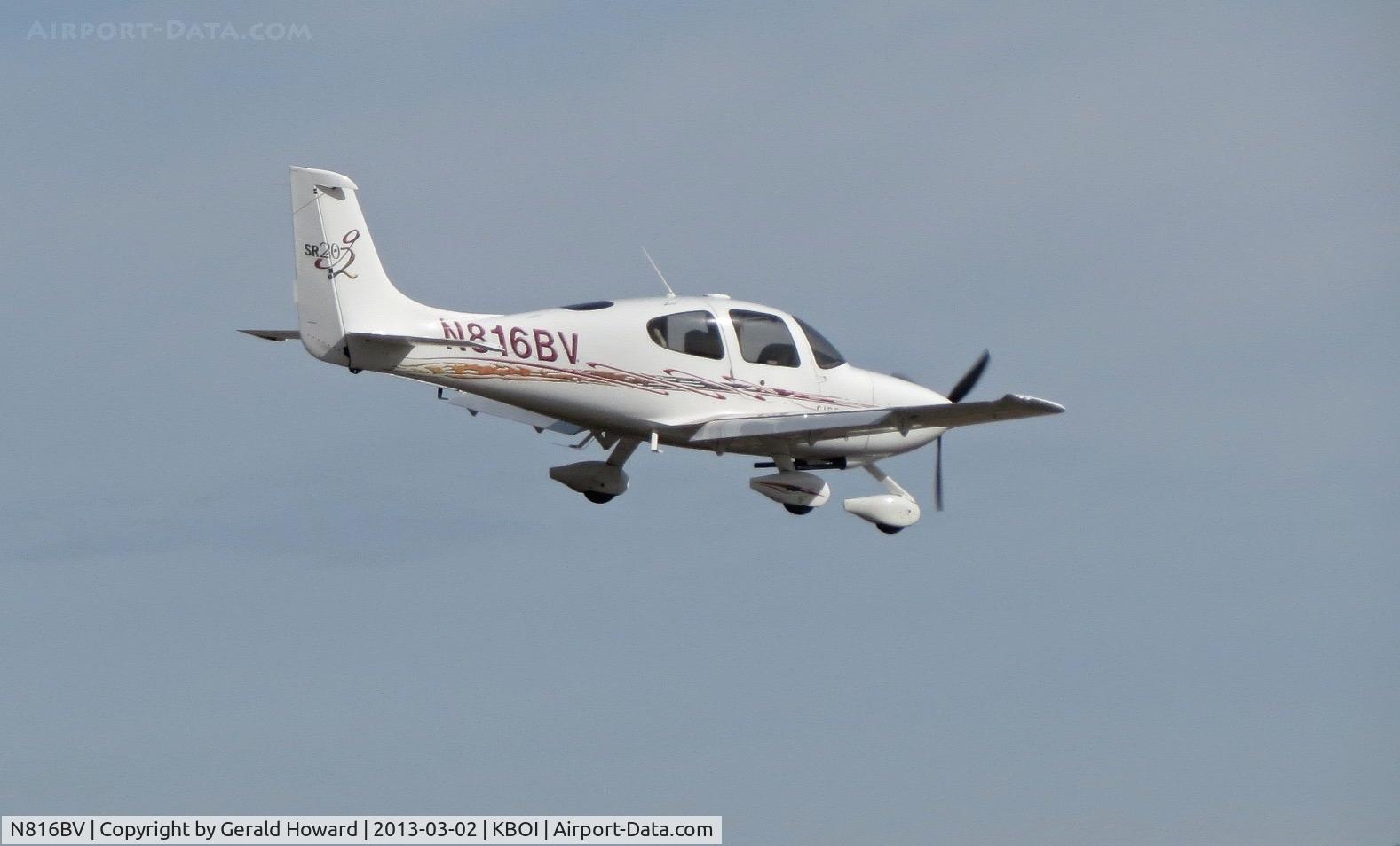 N816BV, 2005 Cirrus SR20 G2 C/N 1594, Landing RWY 10R.