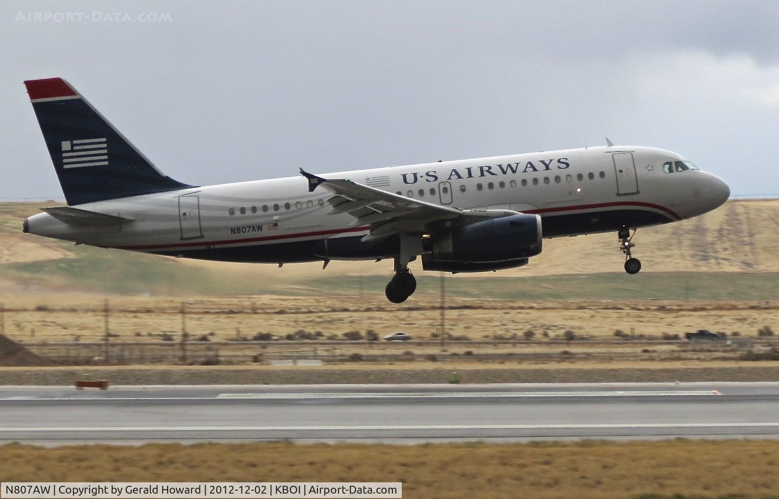 N807AW, 1999 Airbus A319-132 C/N 1064, Landing RWY 28R.