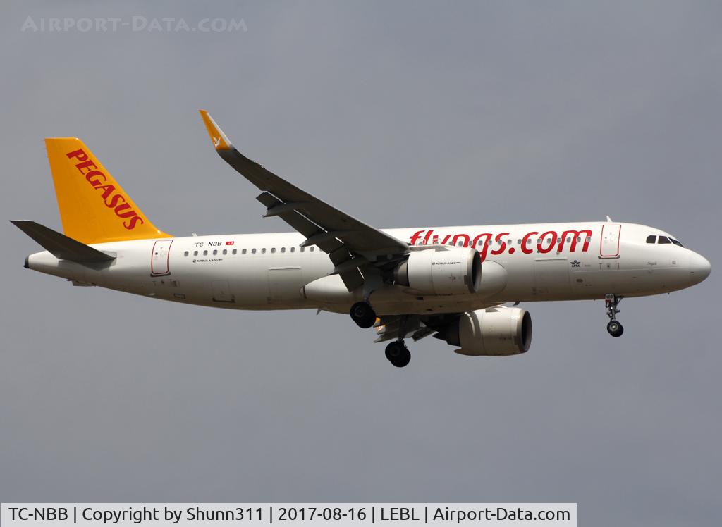 TC-NBB, 2016 Airbus A320-251NEO C/N 7147, Landing rwy 07L