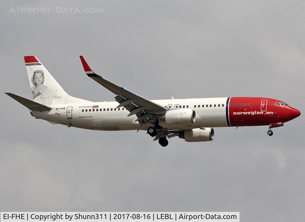 EI-FHE, 2008 Boeing 737-8Q8 C/N 35280, Landing rwy 07L