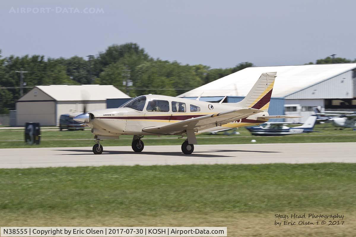 N38555, 1977 Piper PA-28R-201T Cherokee Arrow III C/N 28R-7703239, Piper PA-28 at Airventure