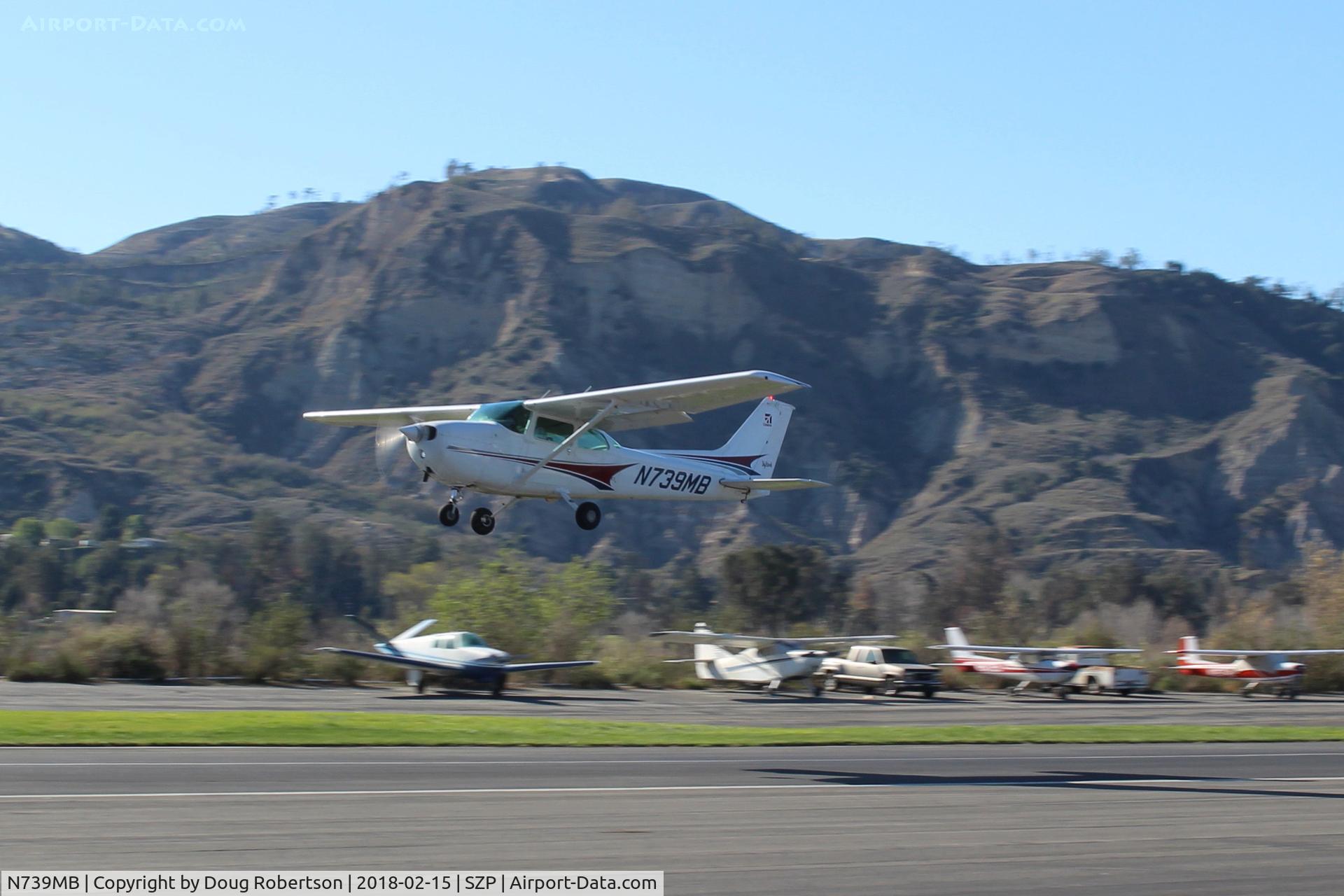 N739MB, 1978 Cessna 172N C/N 17270641, 1978 Cessna 172N SKYHAWK, Lycoming O-320-H2AD 160 Hp, takeoff climb Rwy 04