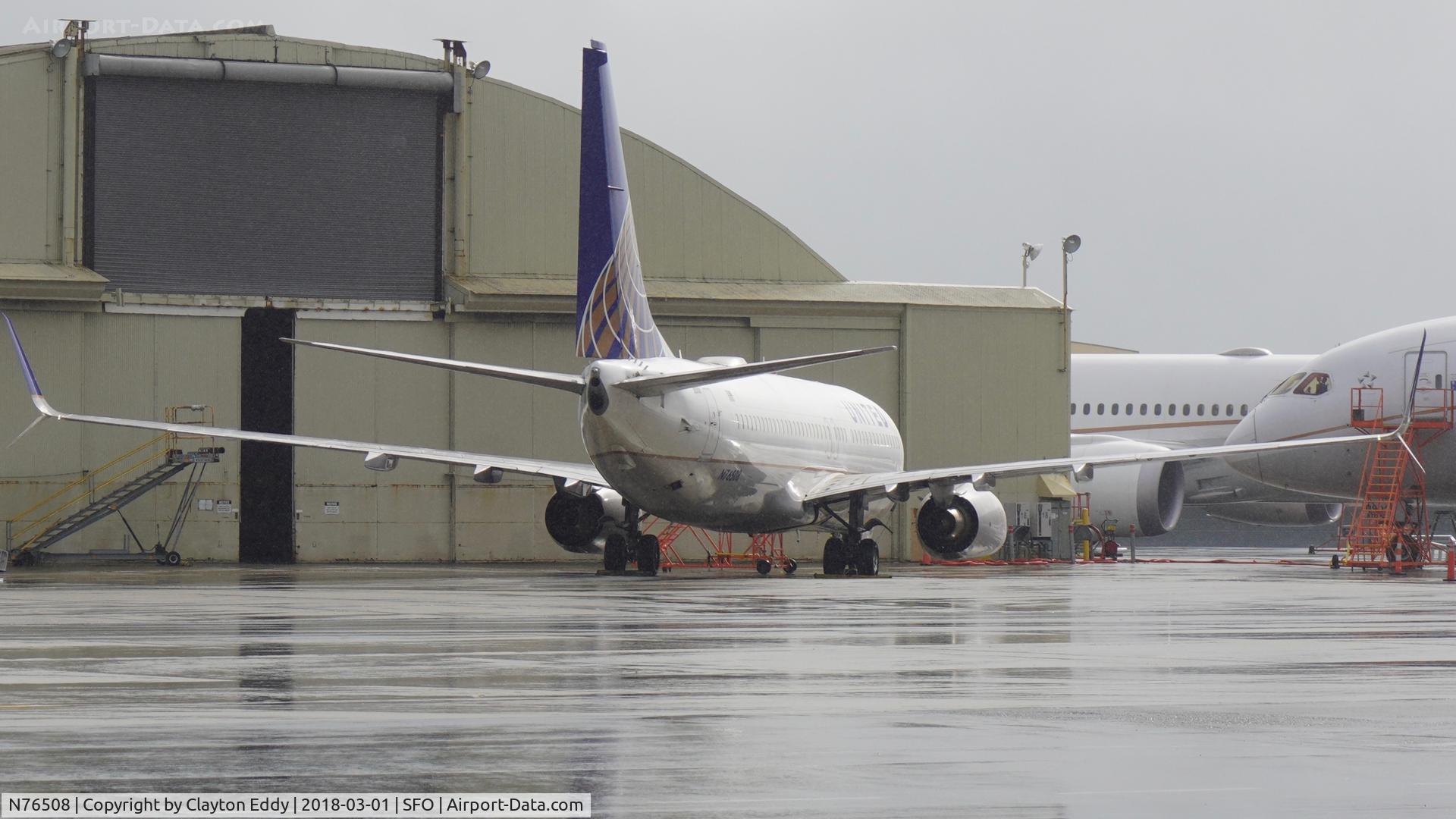 N76508, 2008 Boeing 737-824 C/N 31639, SFO 2018.