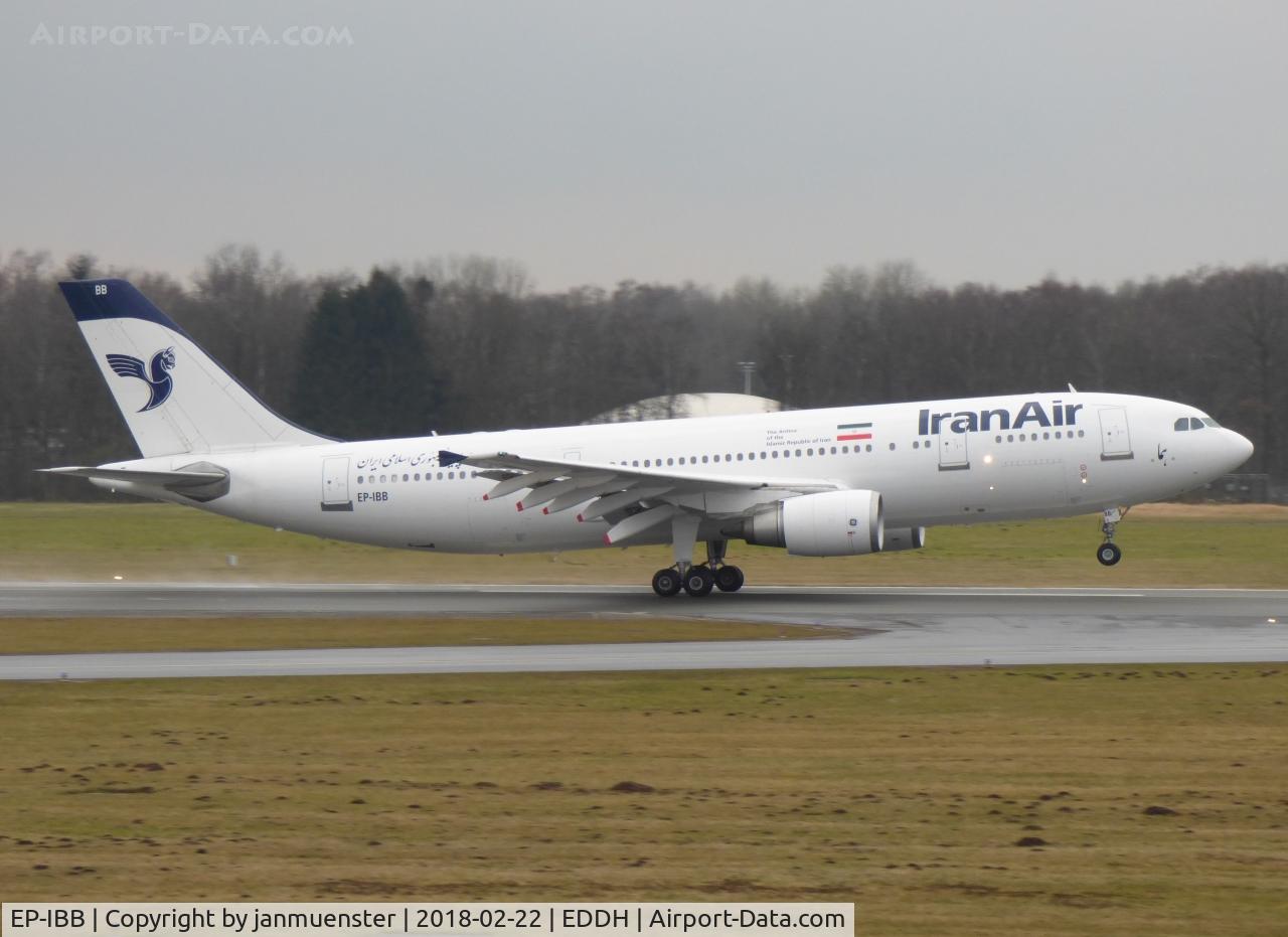 EP-IBB, 1994 Airbus A300B4-605R C/N 727, Airbus A 300-600 EP-IBB take off at Runway II, Hamburg Airport at a cloudy day.