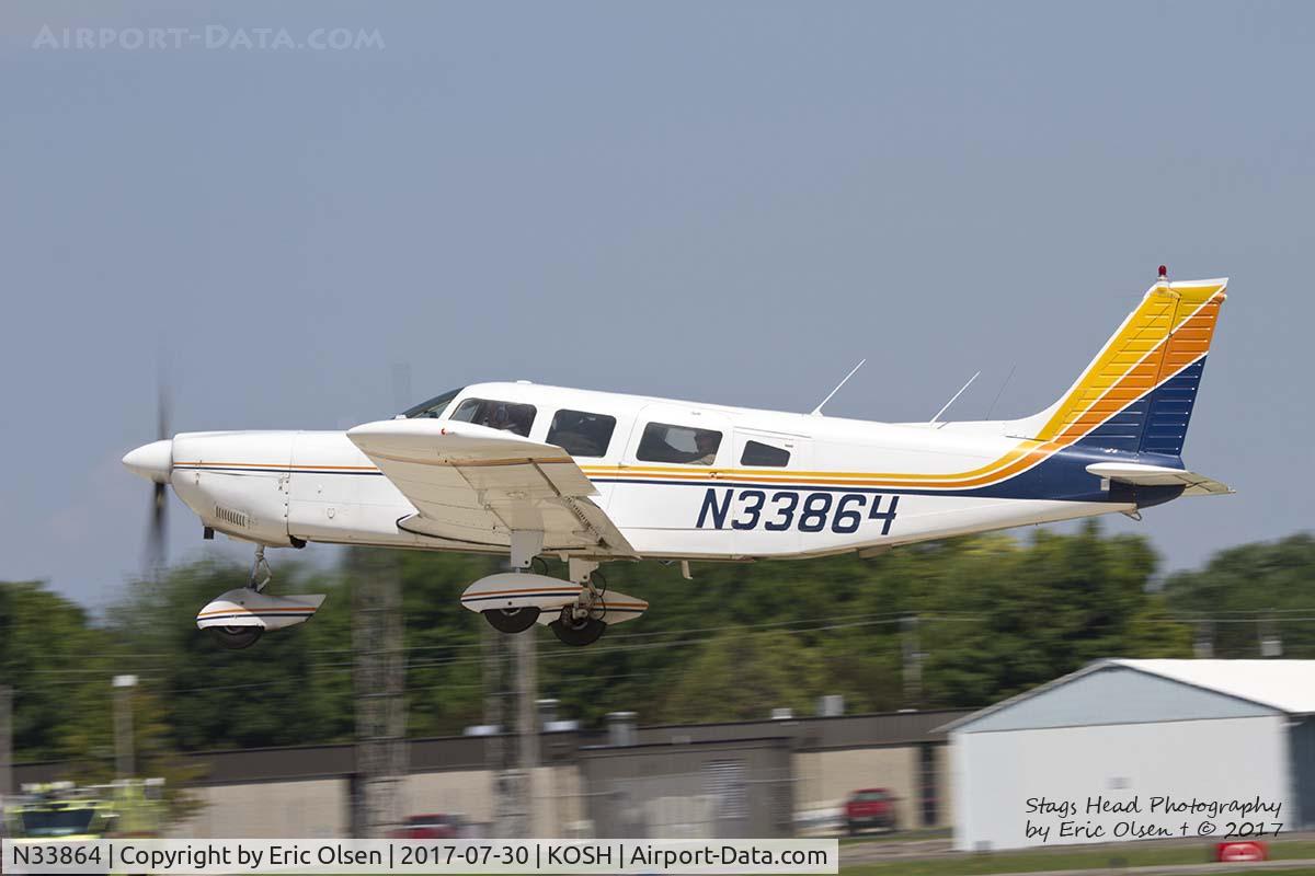 N33864, Piper PA-32-260 Cherokee Six Cherokee Six C/N 32-7500033, Piper PA-32 departing Airventure