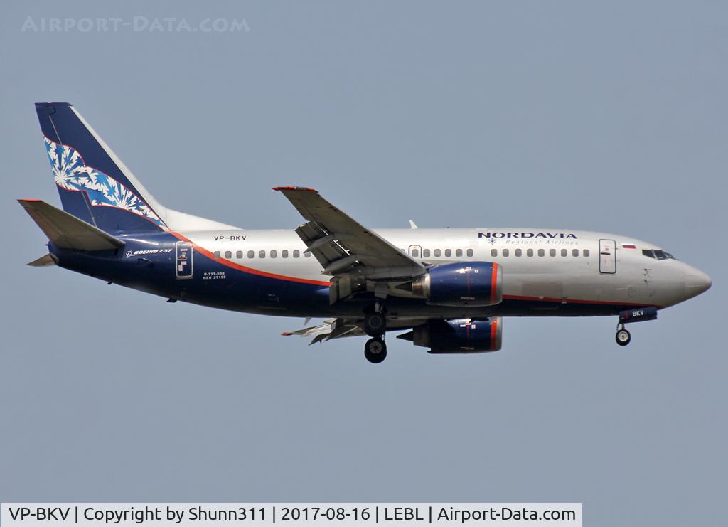 VP-BKV, 1993 Boeing 737-505 C/N 27155, Landing rwy 07L