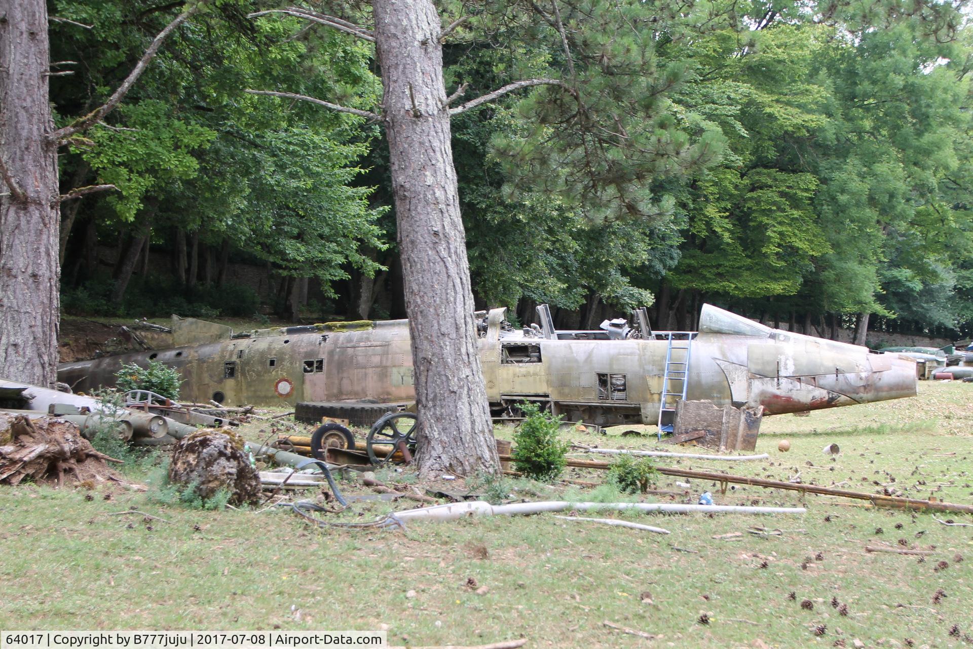64017, 1956 North American F-100F Super Sabre C/N 243-293, store at Savigny-les-Beaune