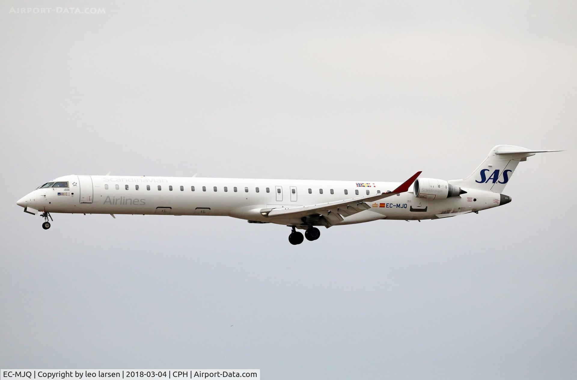 EC-MJQ, 2016 Bombardier CRJ-1000 (CL-600-2E25) C/N 19047, Copenhagen 4.3.2018