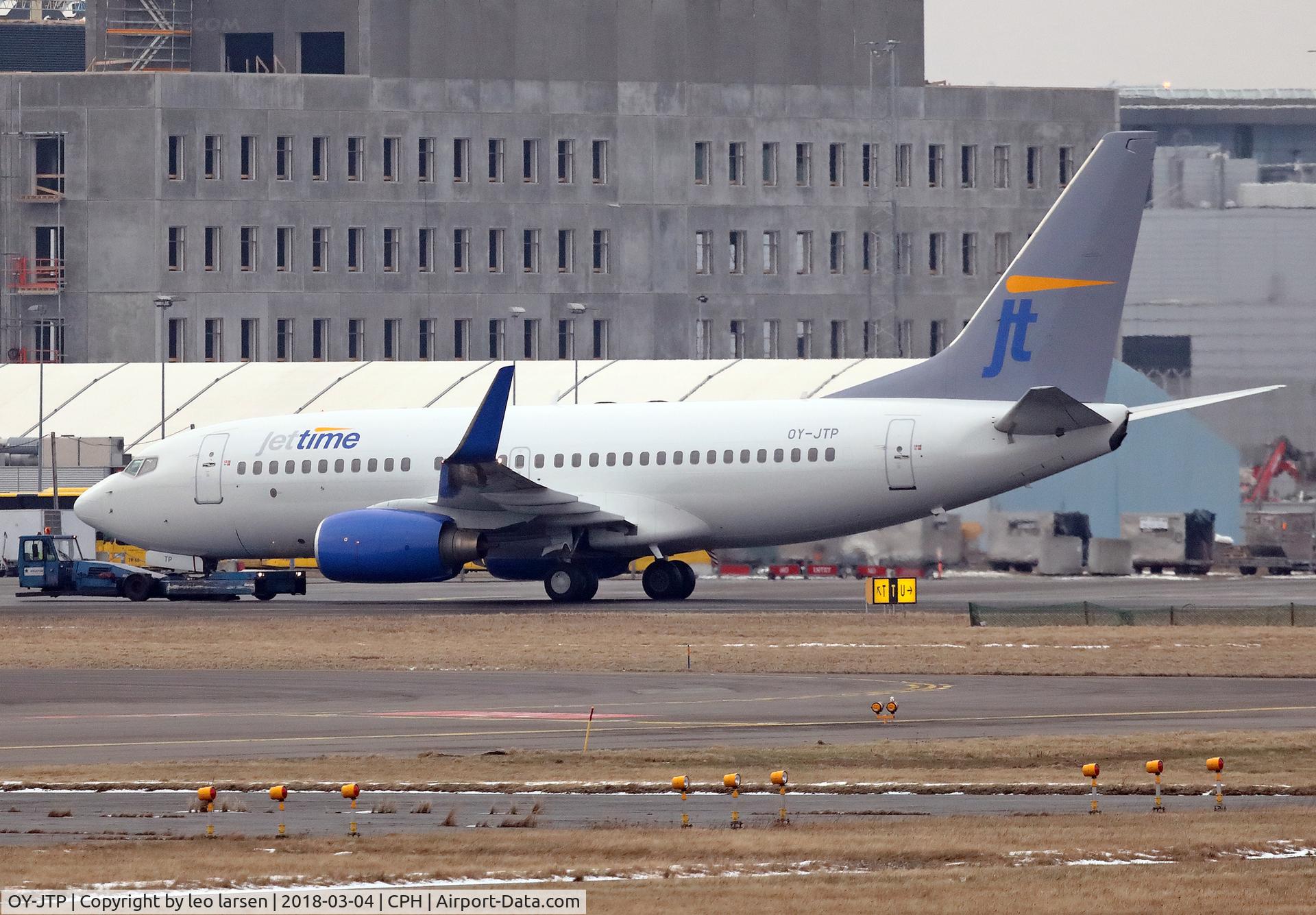 OY-JTP, 2005 Boeing 737-79L C/N 34022, Copenhagen 4.3.2018