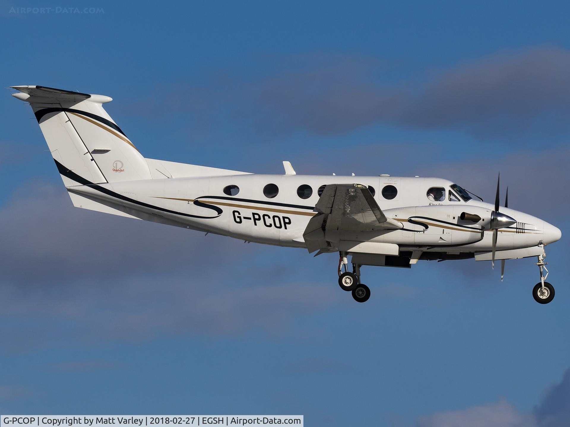 G-PCOP, 2004 Raytheon B200 King Air C/N BB-1860, Landing